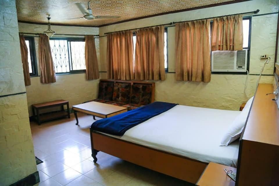 Hotel Happy *