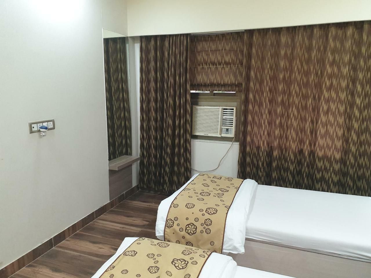 Tuliipstays Marol Ashok Nagar 2*