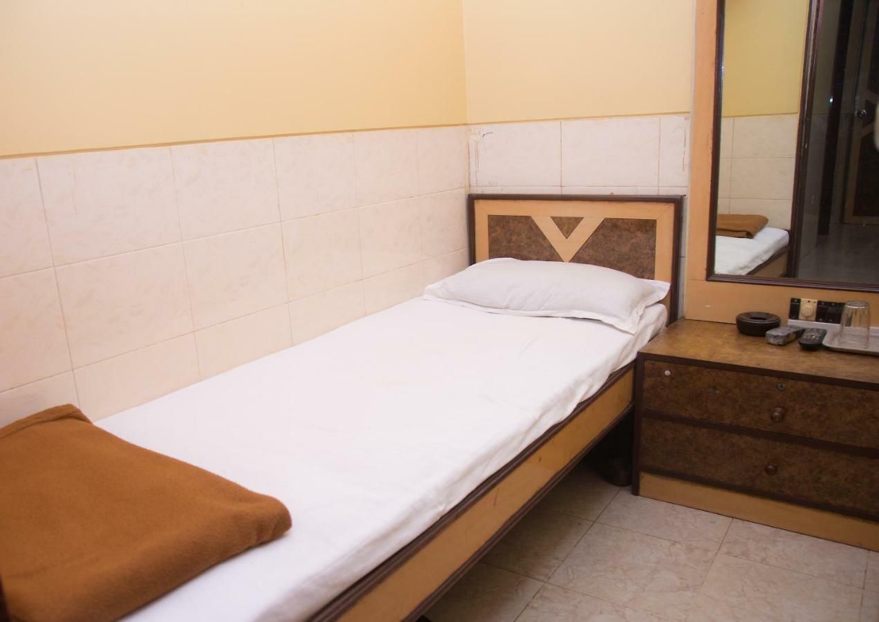 Hotel Sukoon *