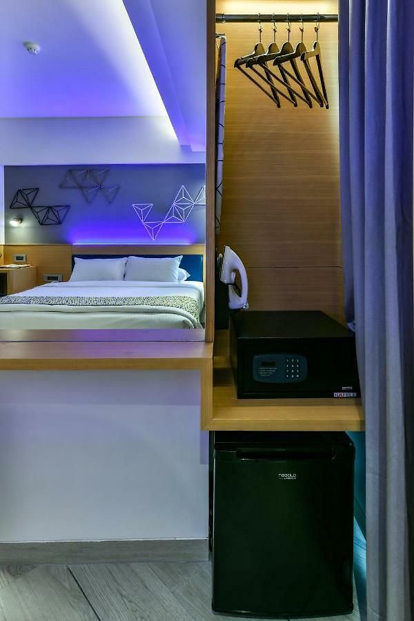 Hotel Indie Stays, Bkc