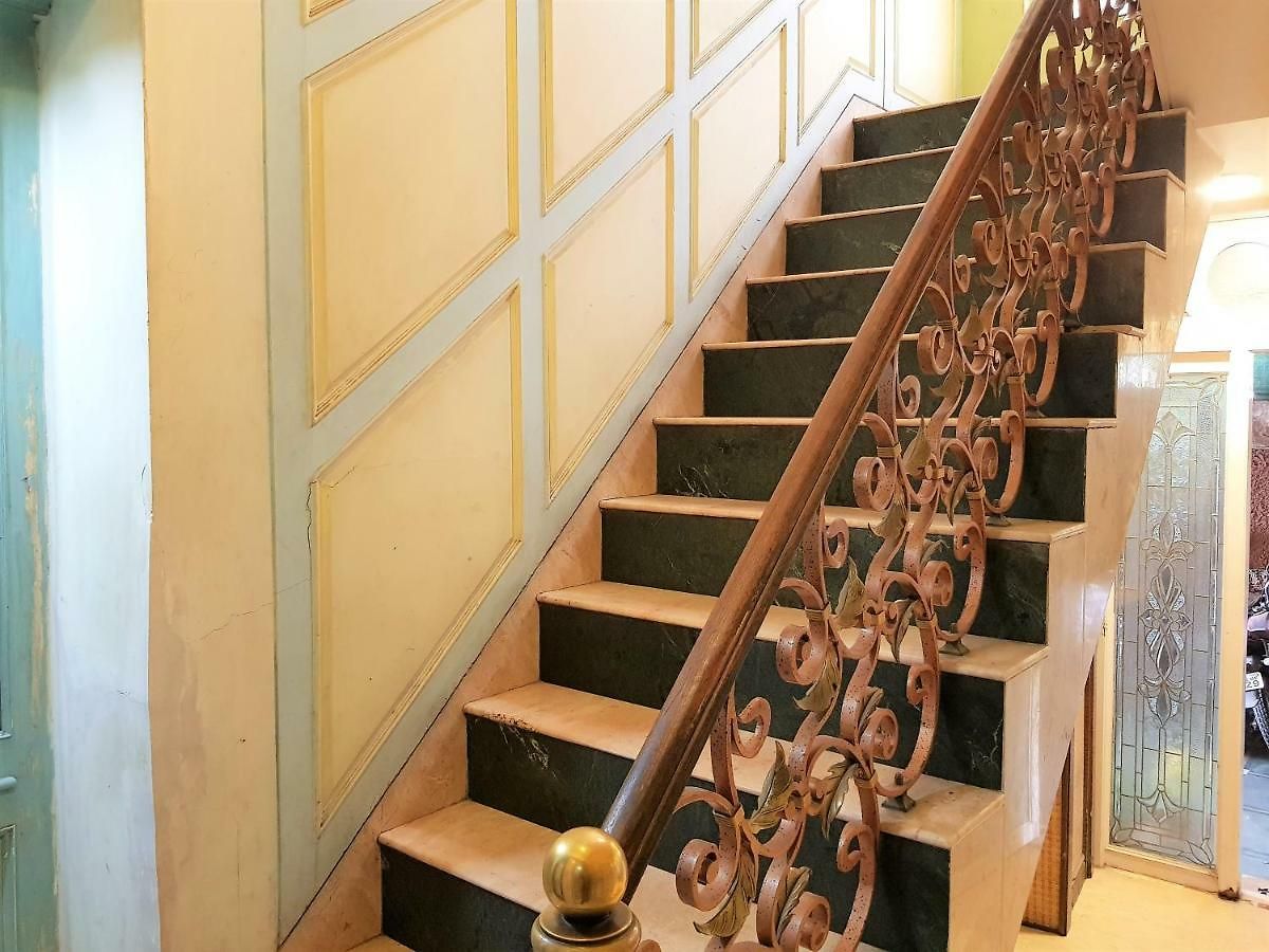 Hexa Benzy Palace Hotel
