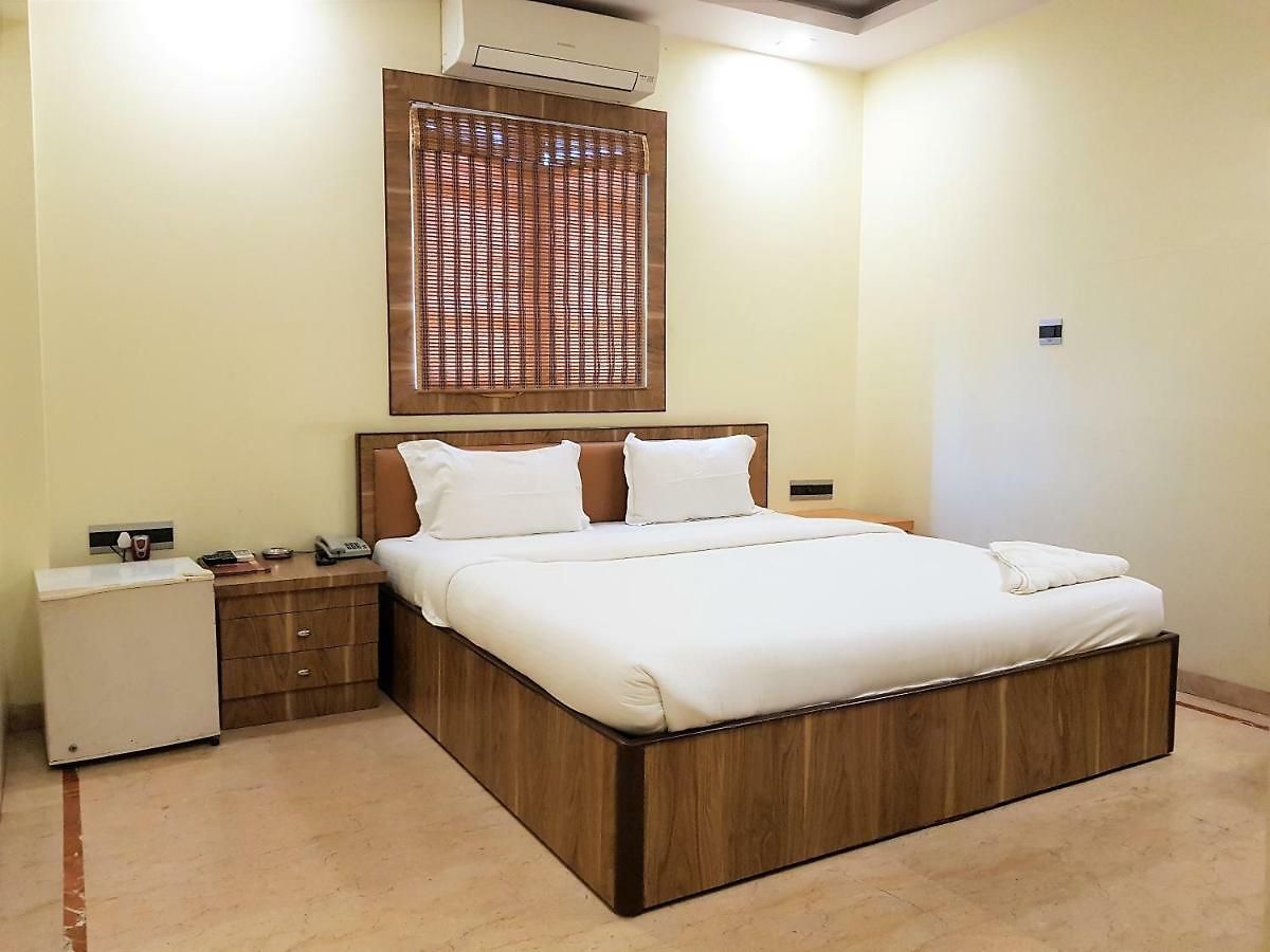 Hotel Hexa Benzy Palace Mumbai