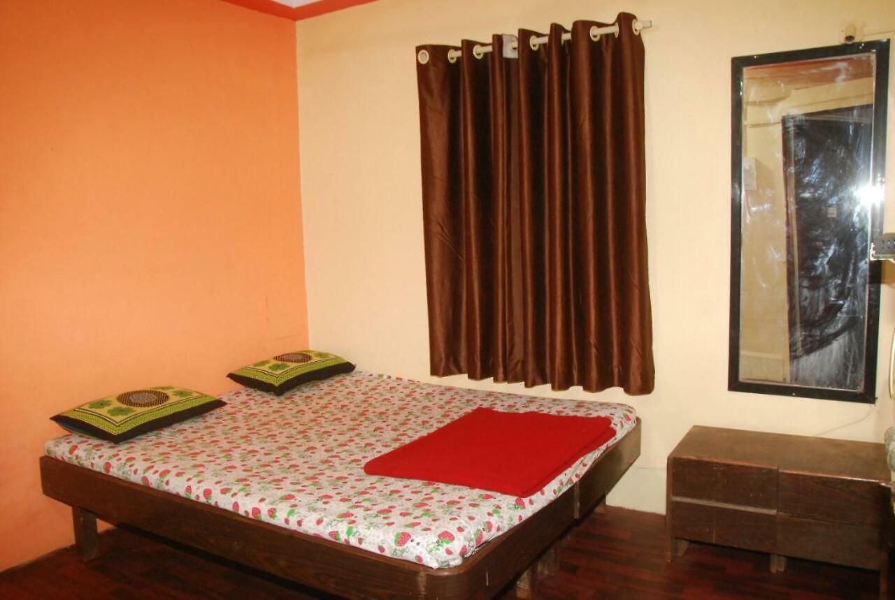 Suyash Residency Guest house Mumbai