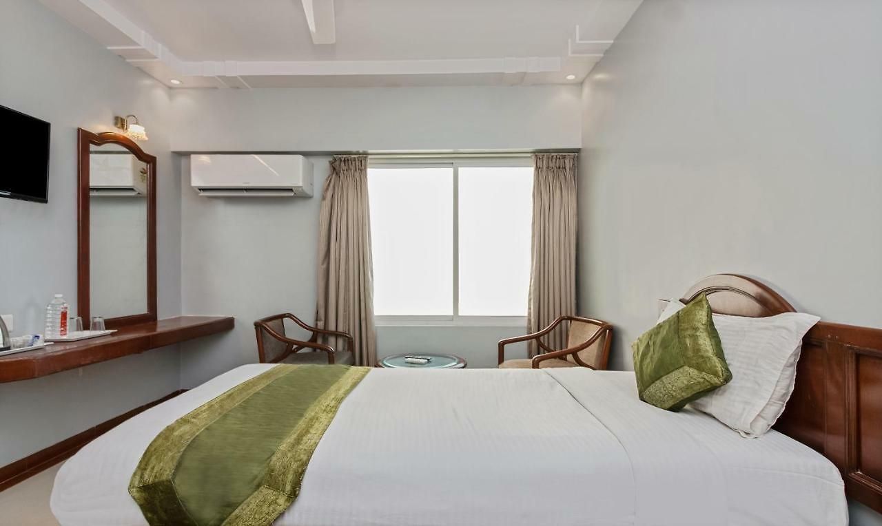 Sagar Hotel 2*