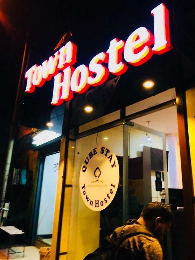 Hostel Town - Ac