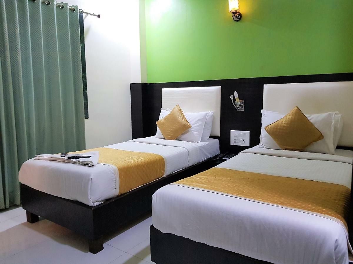 Hexa Avenue 3*