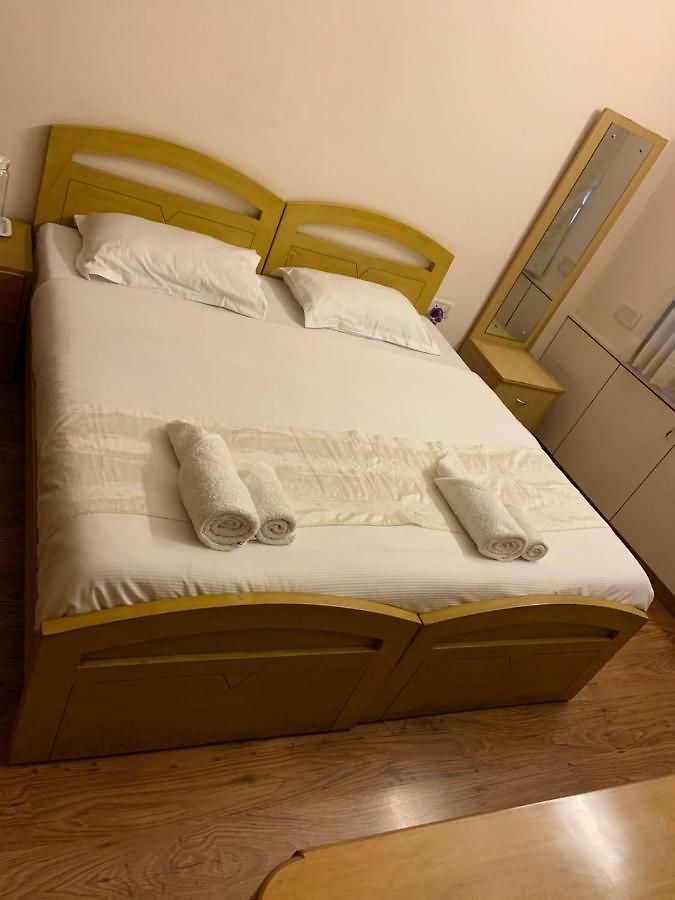 Pinaki Comfort , Bandra Bed & Breakfast