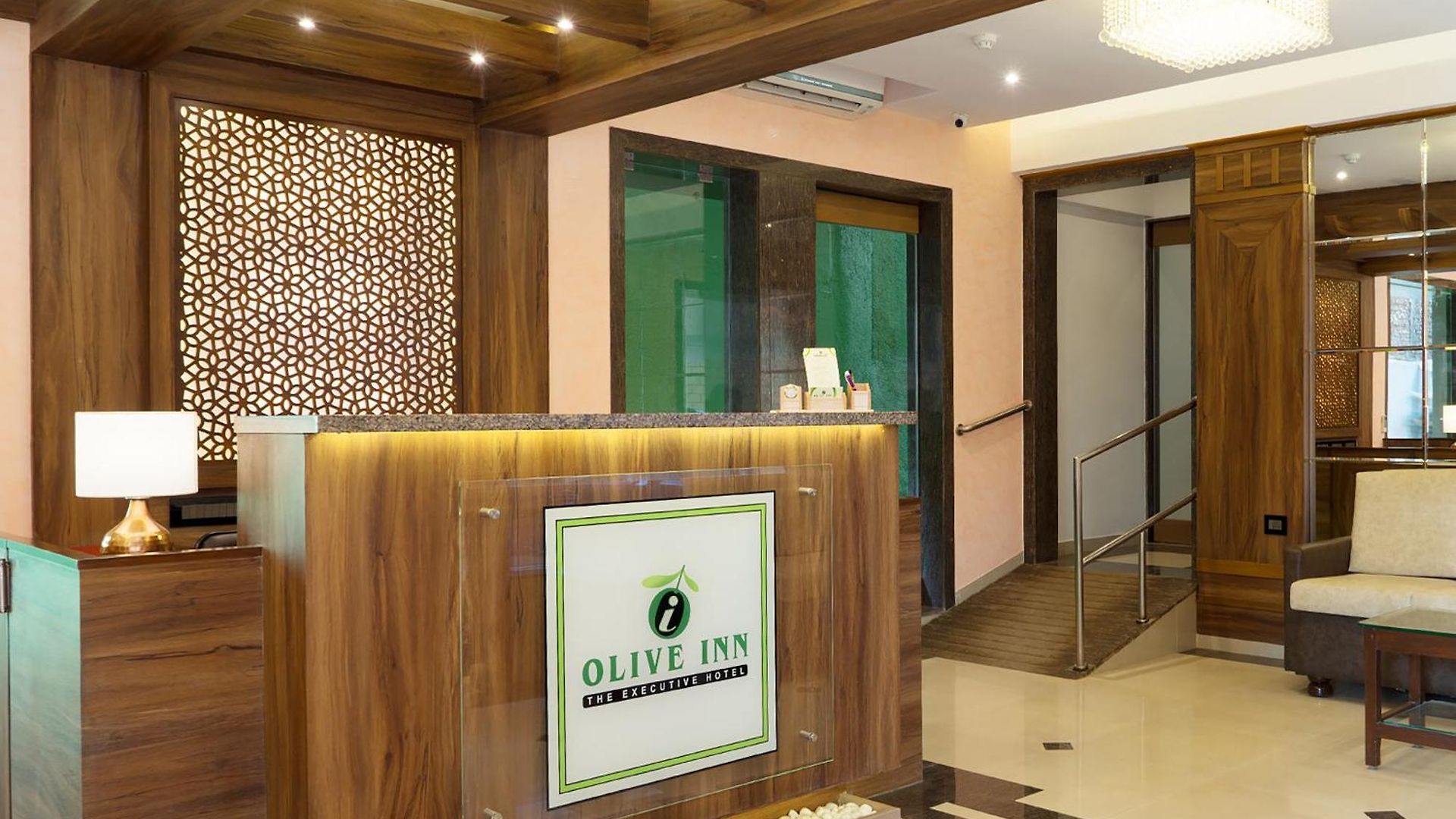 Hotel Treebo Olive Near Bkc 3*