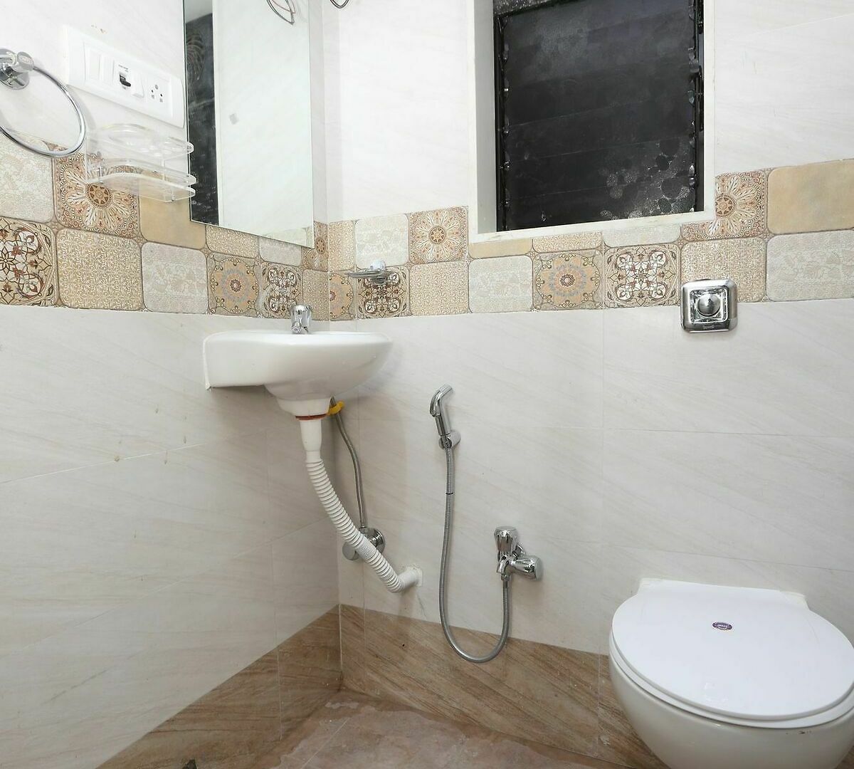 Guest house Sarah 3*