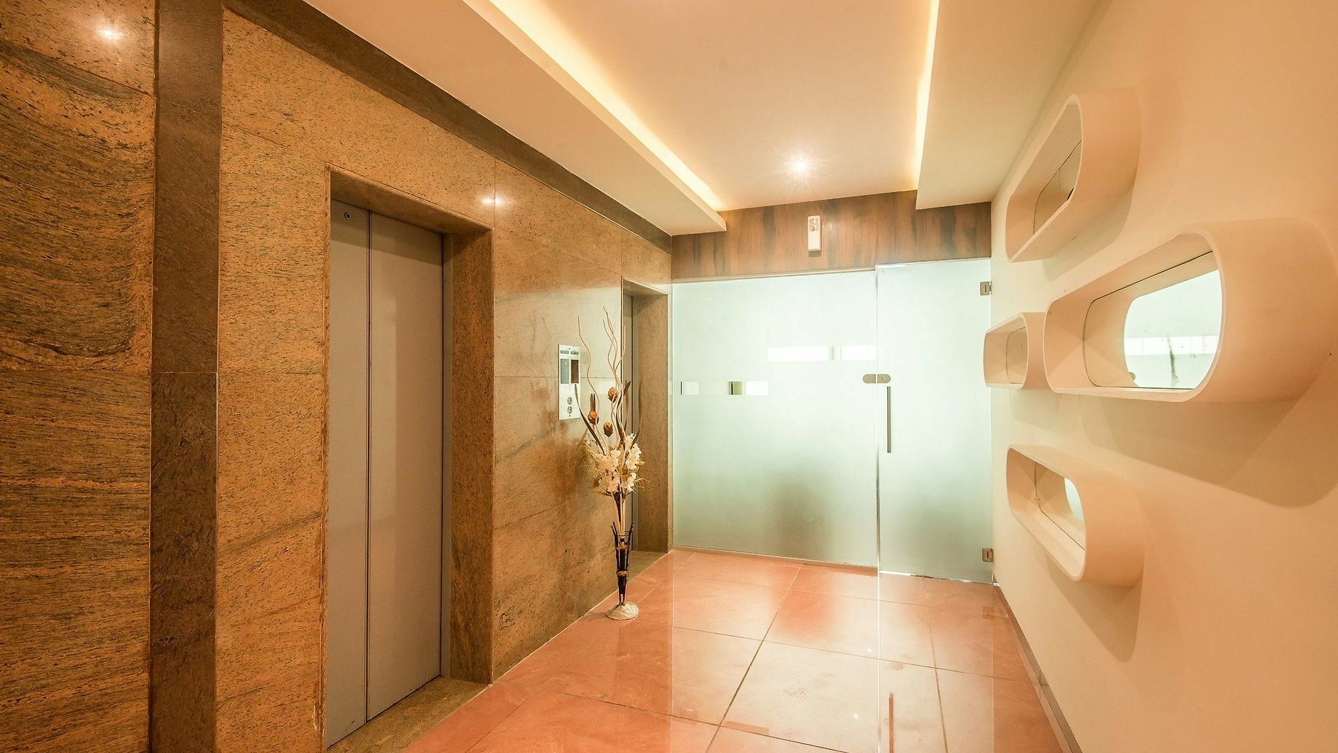 Bkc - Near Trade Center, Visa Consulate Bkc Hotel