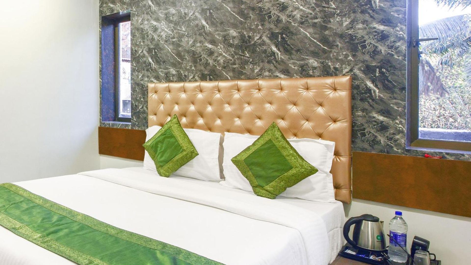Treebo Blue Moon Powai Hotel Mumbai