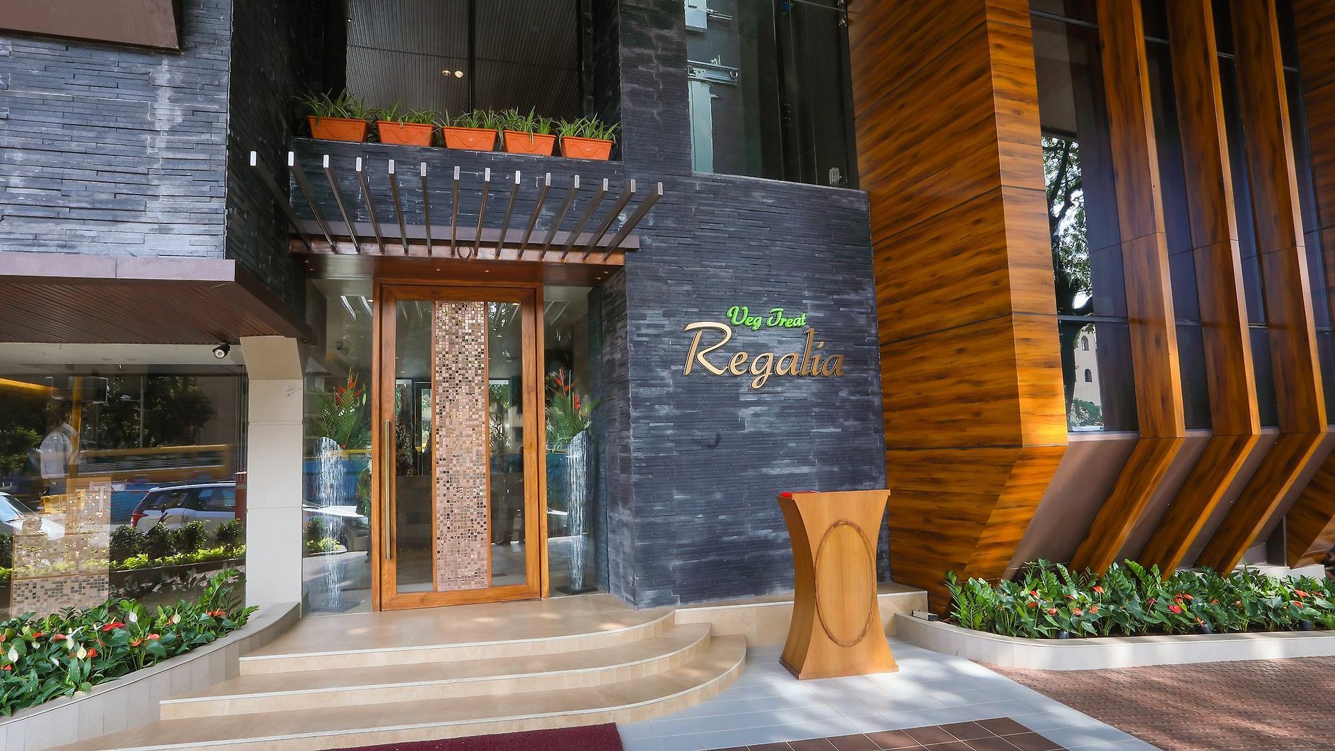 The Grandeur Boutique 3*