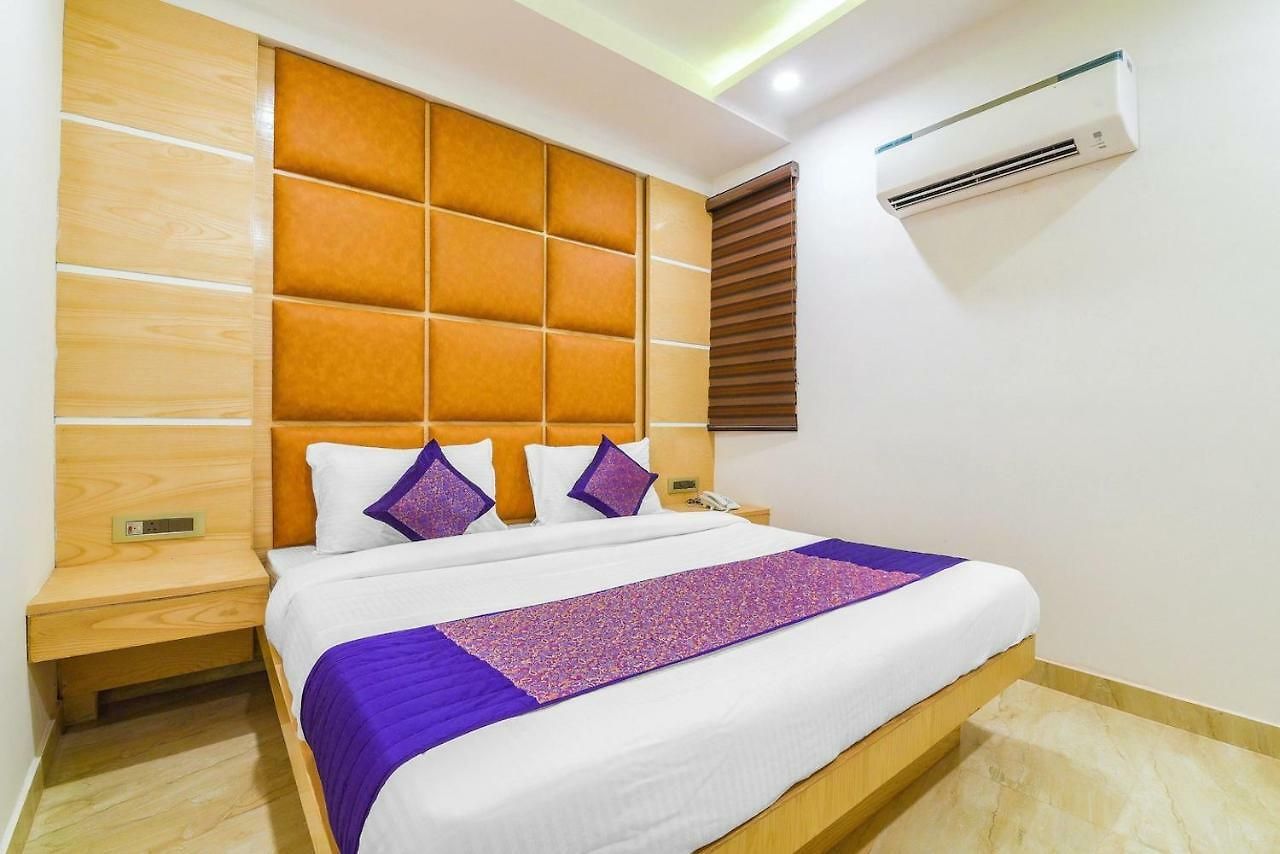 Anroute Stays - Airport Road 4* Mumbai