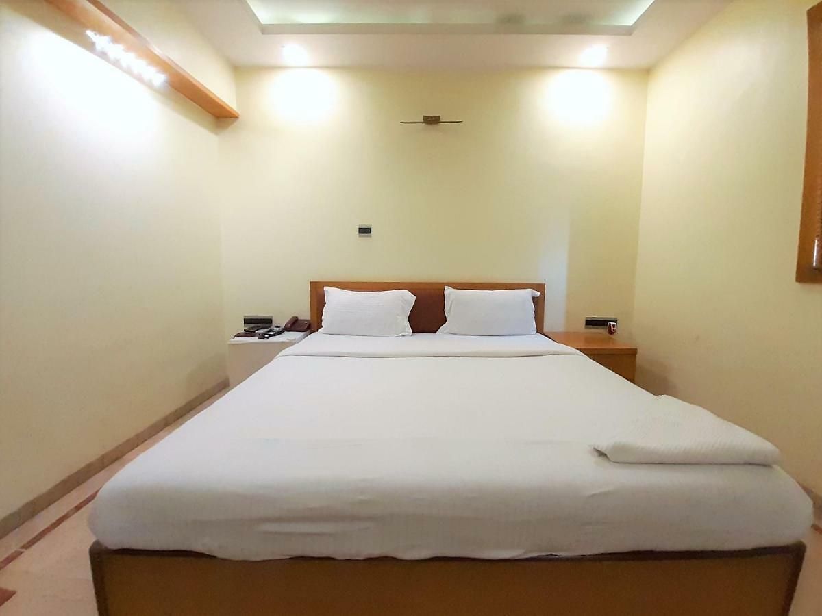 Hotel Hexa Benzy Palace