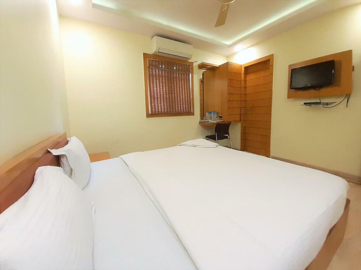 Hexa Benzy Palace Mumbai