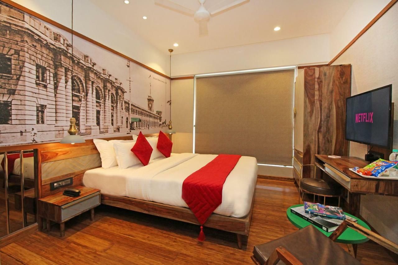 Theory9 Premium Service Khar Apartment Mumbai