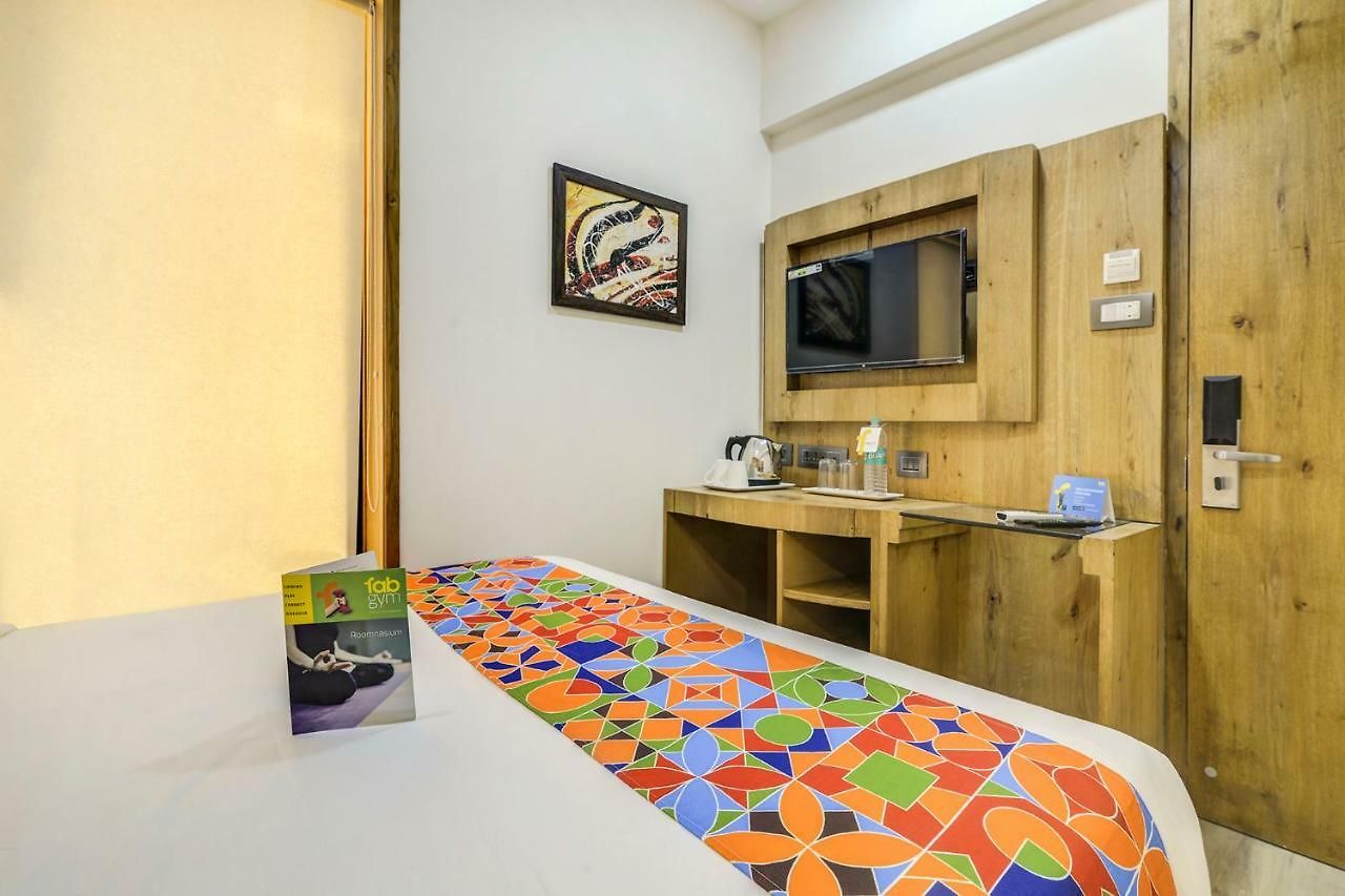 Fabhotel Midaas Comforts 3* Mumbai