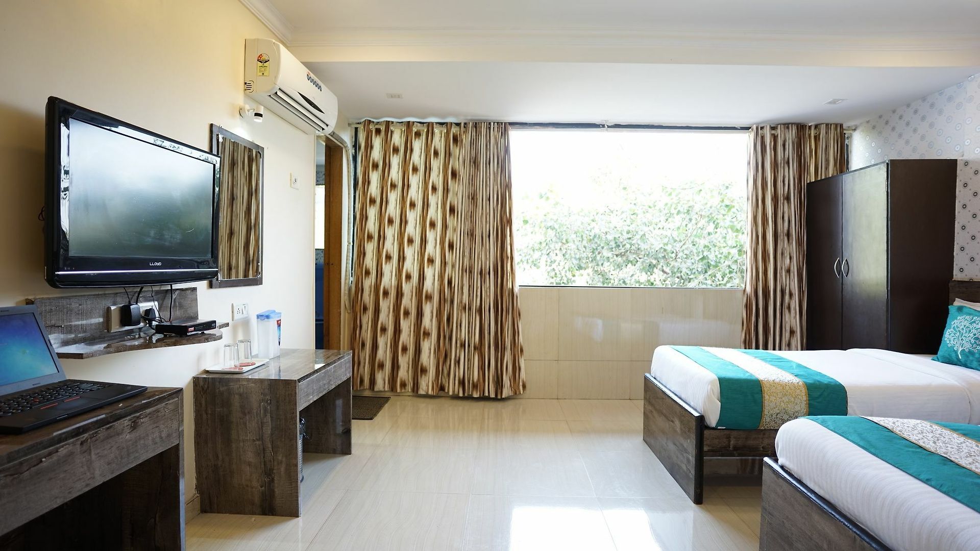 Hotel O Rana Residency Near Western Express Highway Metro Station Mumbai