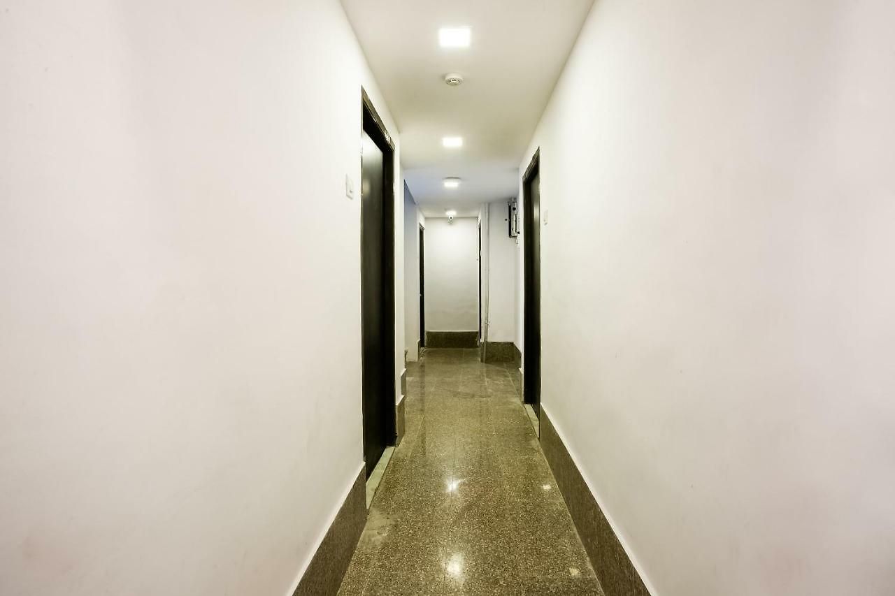 Oyo Flagship 38540 Hotel Shangrila Flagship Saver 3* Mumbai