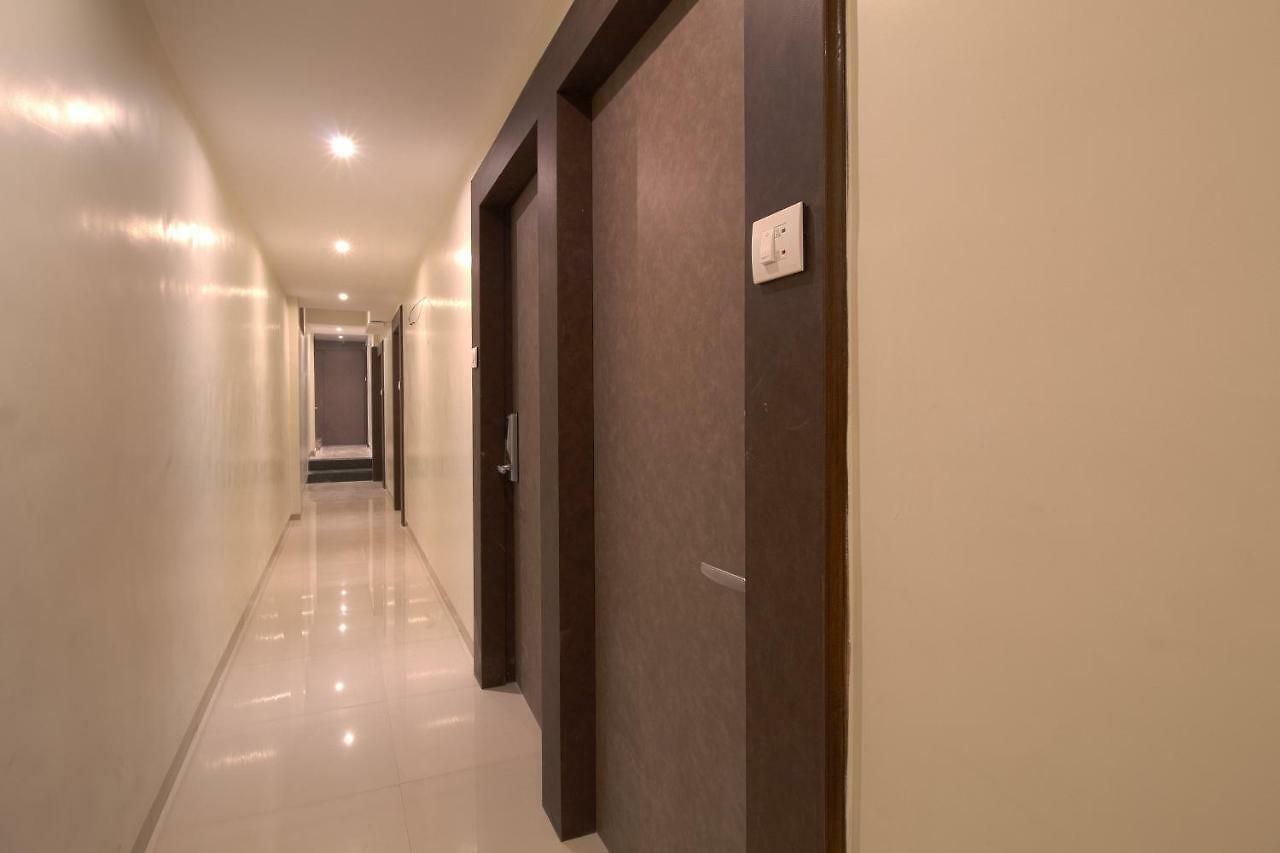West Hotel 3*