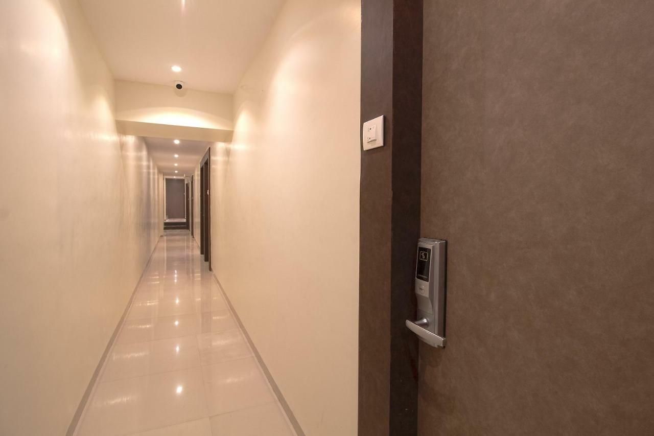 Hotel West