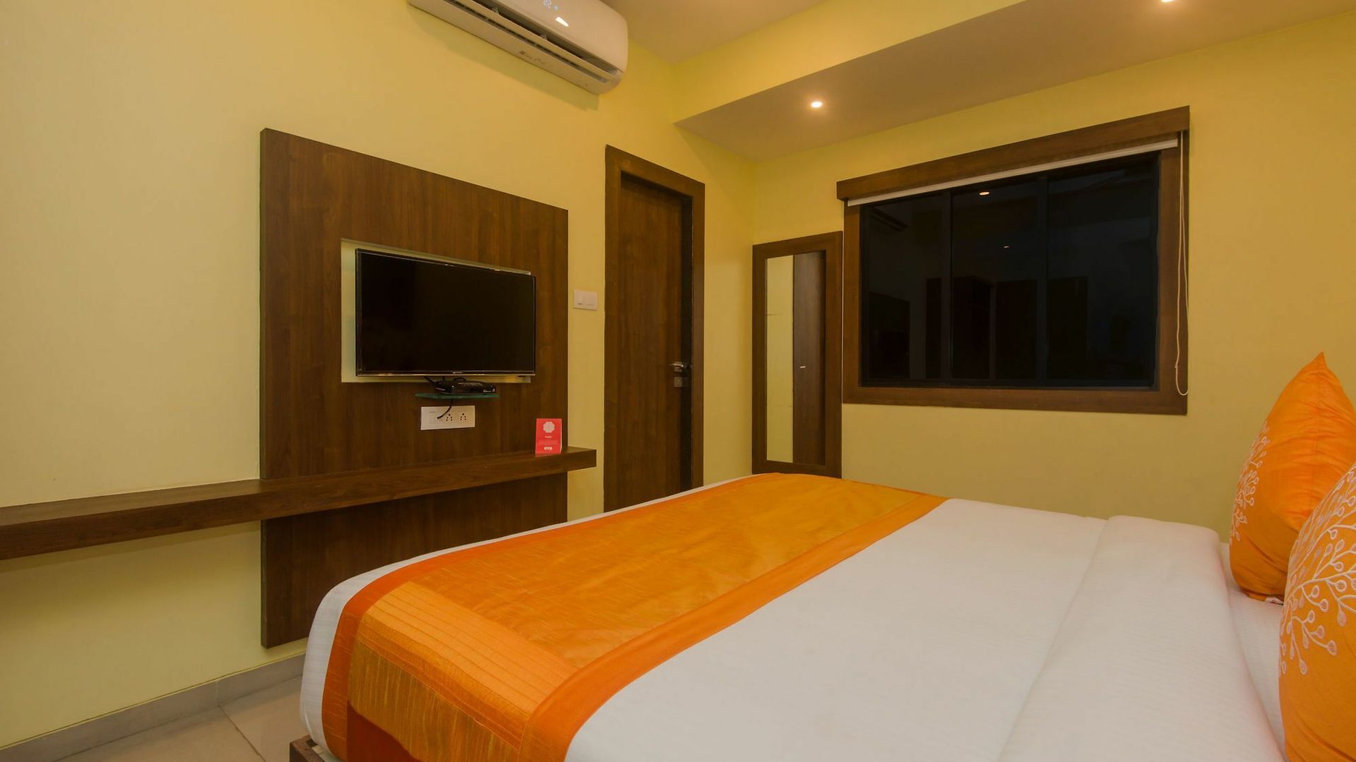 Hotel Oyo 9187 Adlon International Mumbai