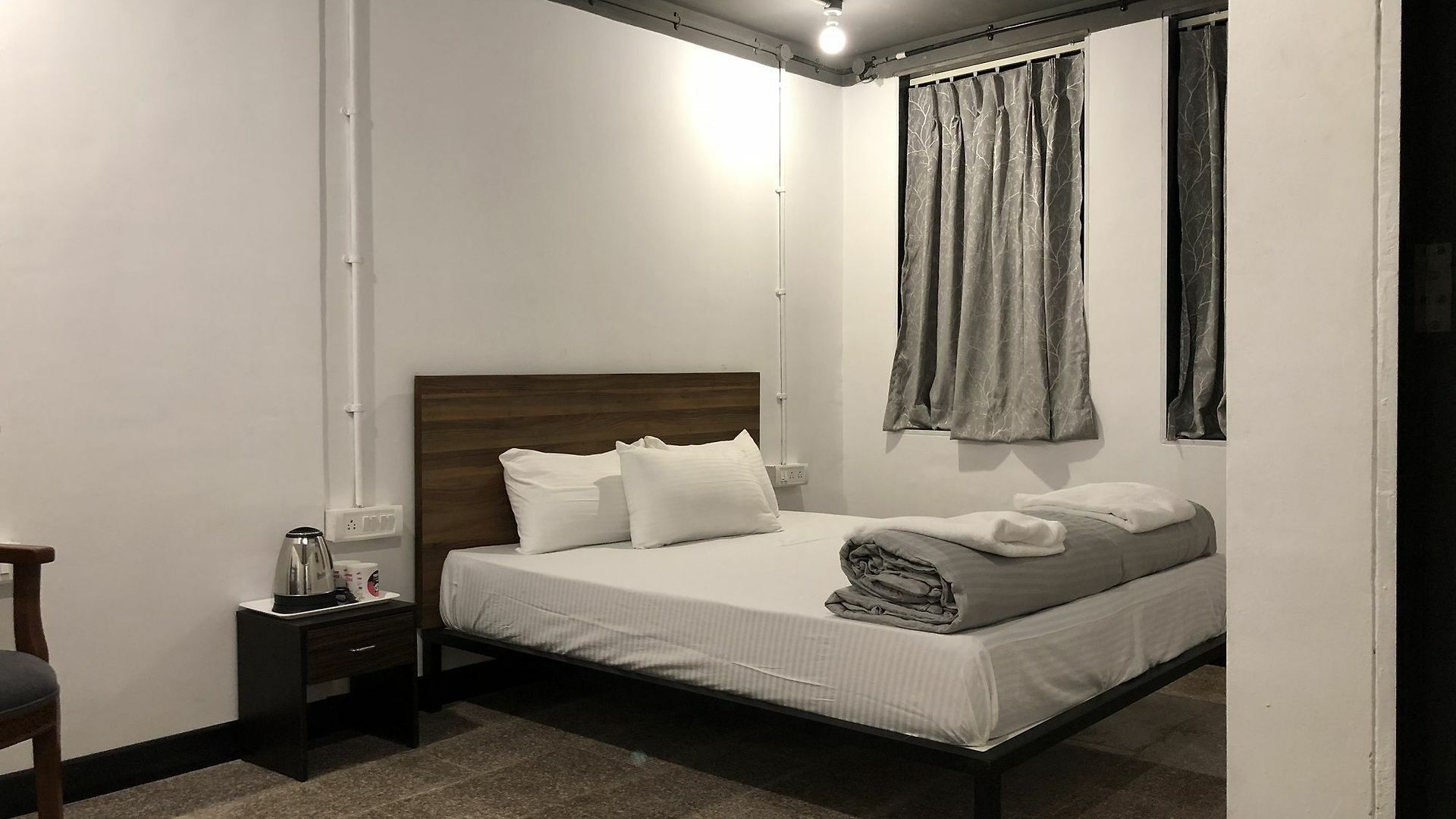 Backpacker Cowies Hostel