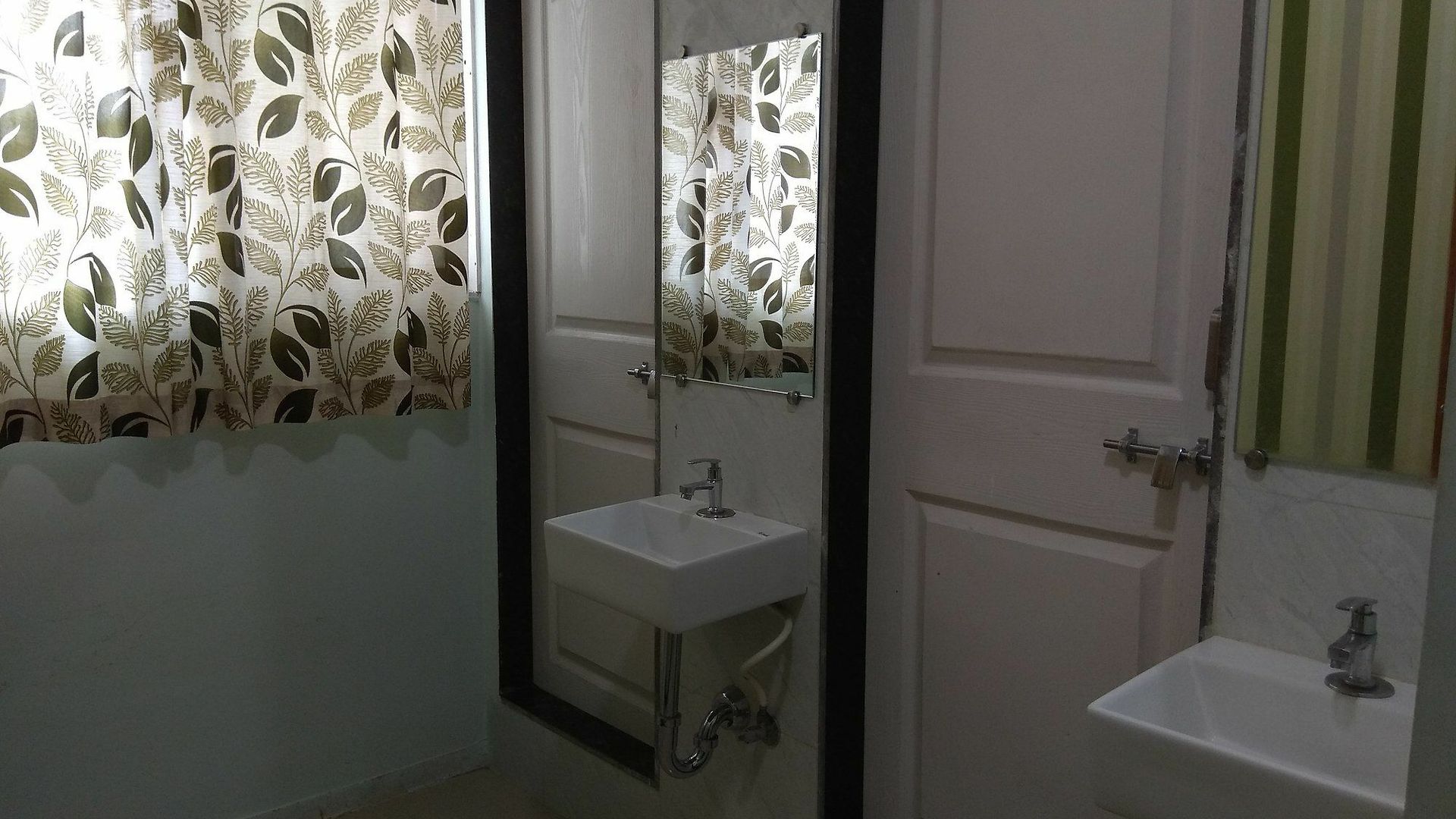 Hotel Shubham Parle Mumbai