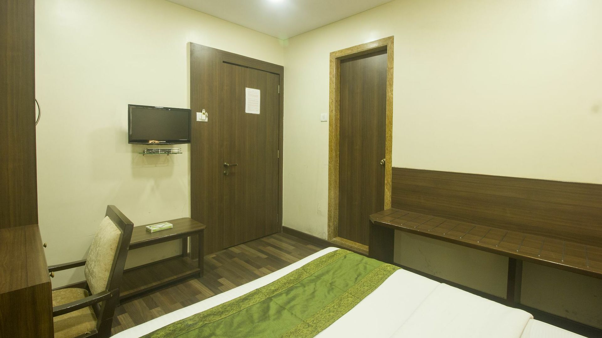 Treebo Trend Rosewood 3*