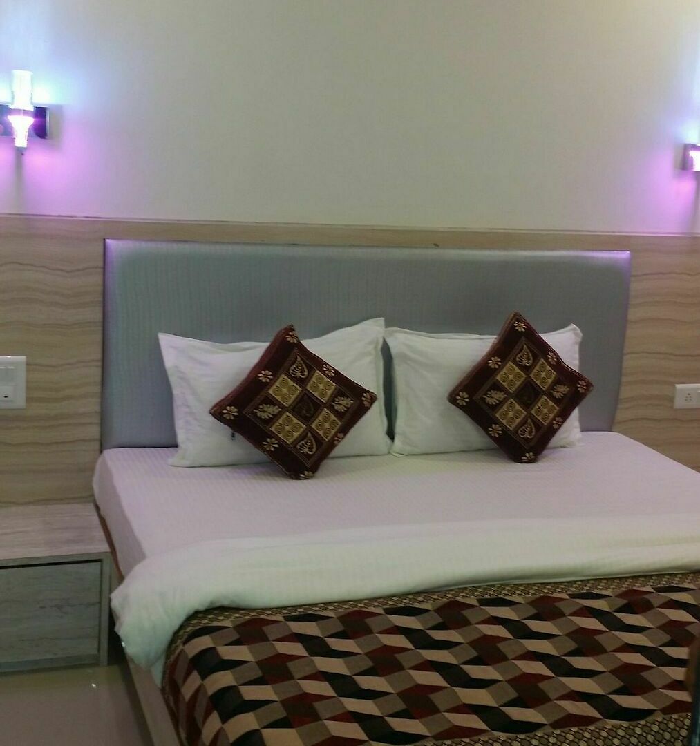 Hotel Kf Residency Mumbai