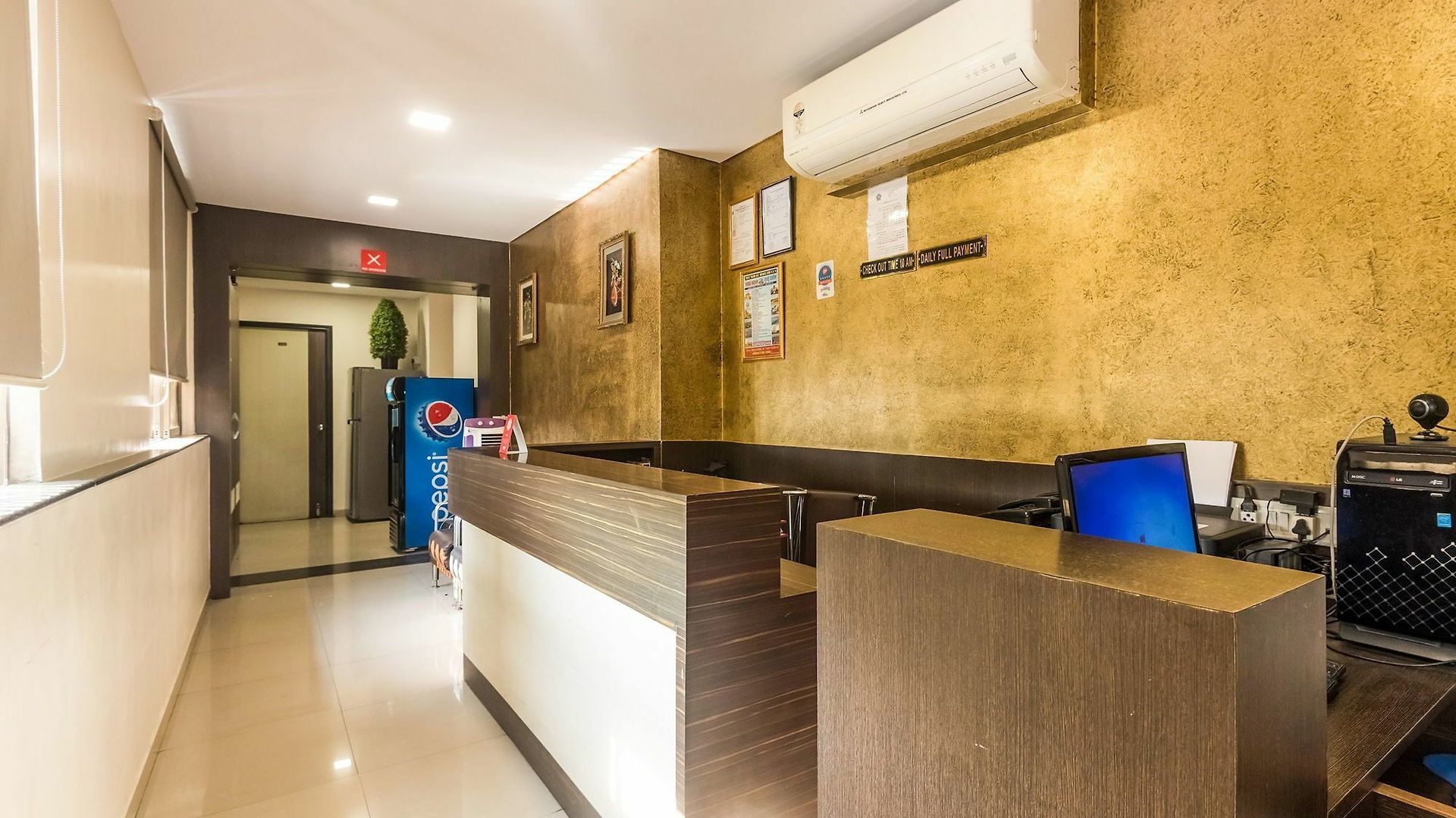 Minerva Residency * Mumbai