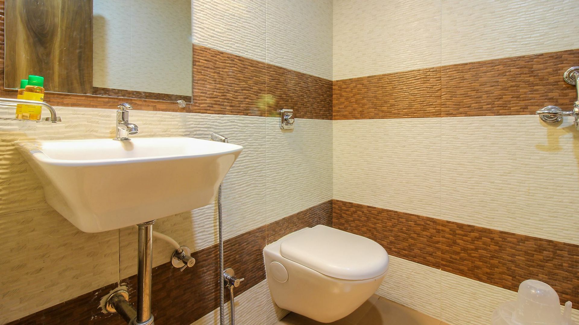 Super Townhouse Andheri Sakinaka Metro Formerly Hotel 3*