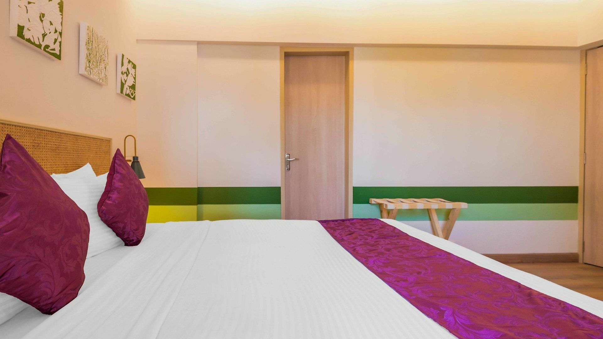 Hotel Bloom - Juhu