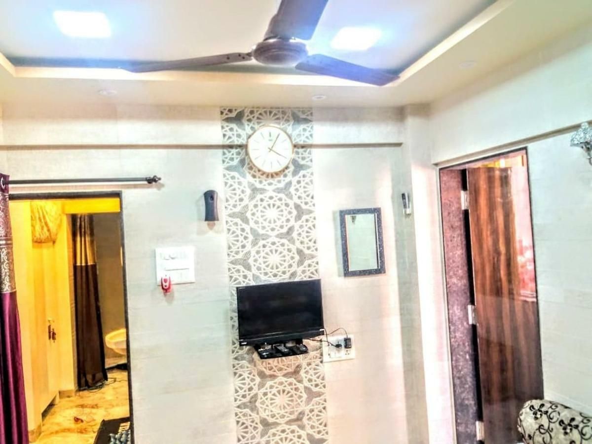 Apartment Cozy Furnished One Block From The Ocean Mumbai