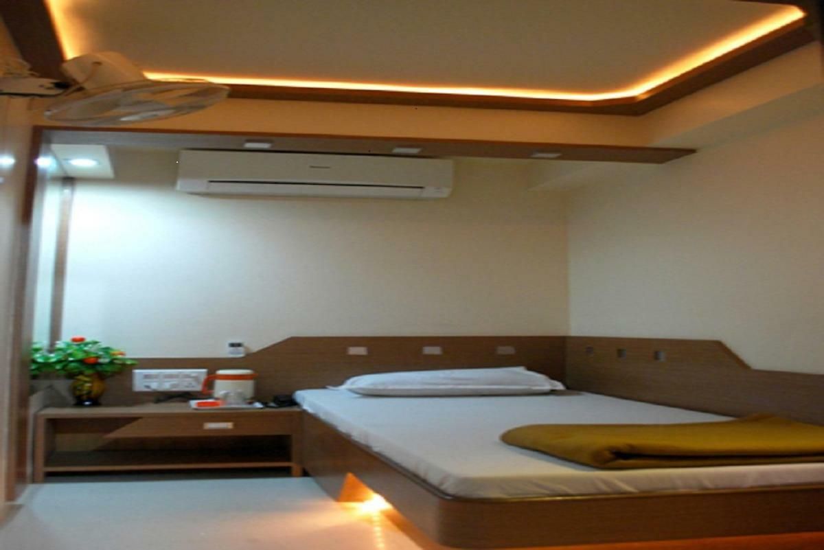 Hotel Maangta 219 @ Goregaon