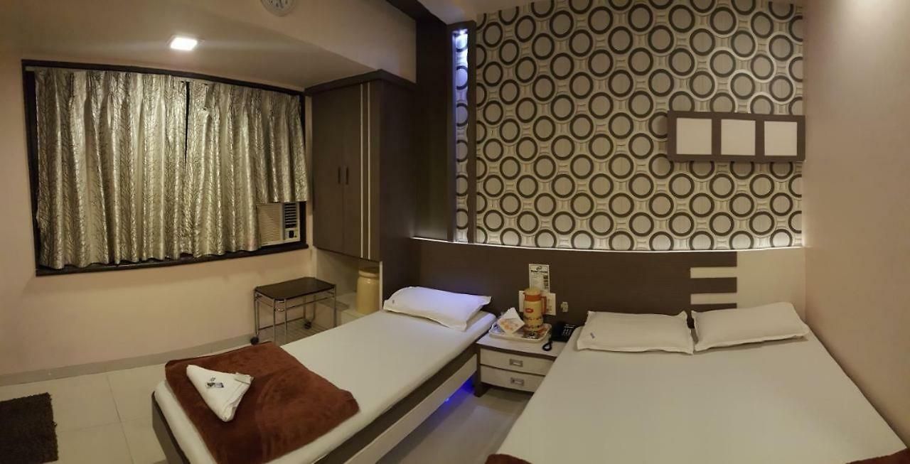 Hotel Maangta 219 @ Goregaon