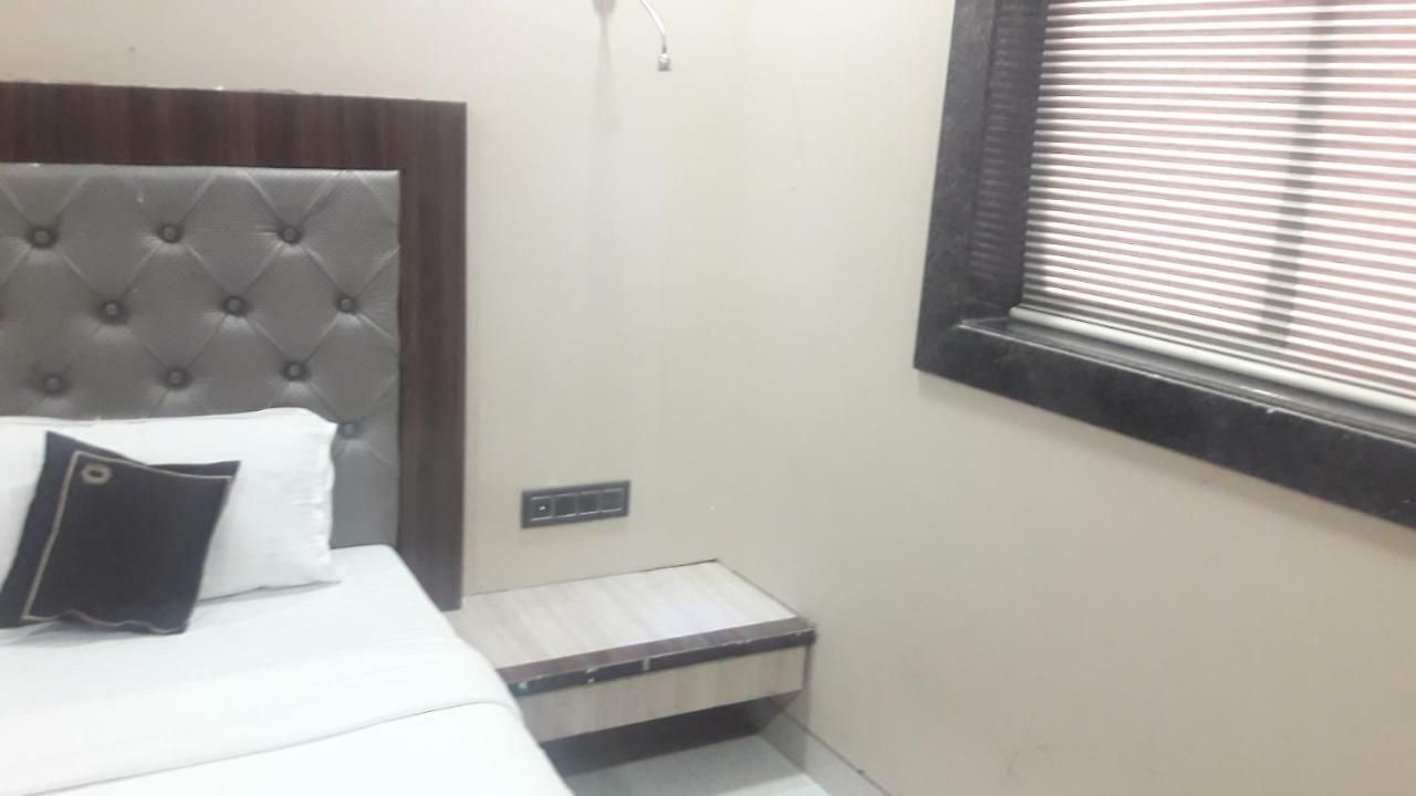 Shine Hospitality Hotel 2*