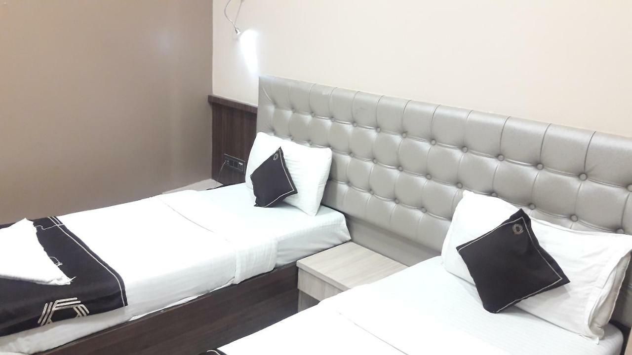 Hotel Shine Hospitality