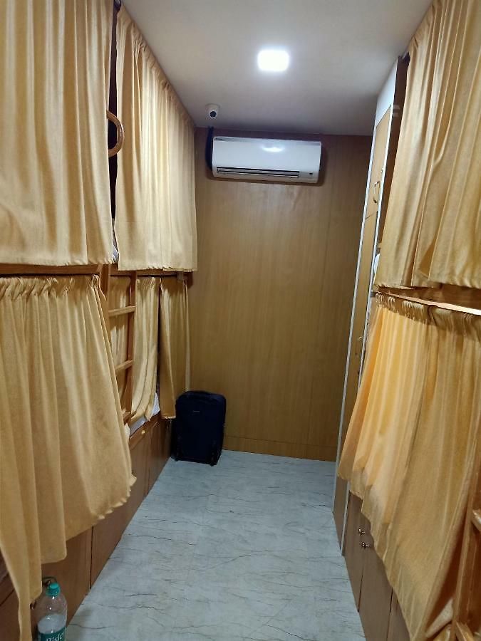 Bed & Breakfast Mabrook Mumbai