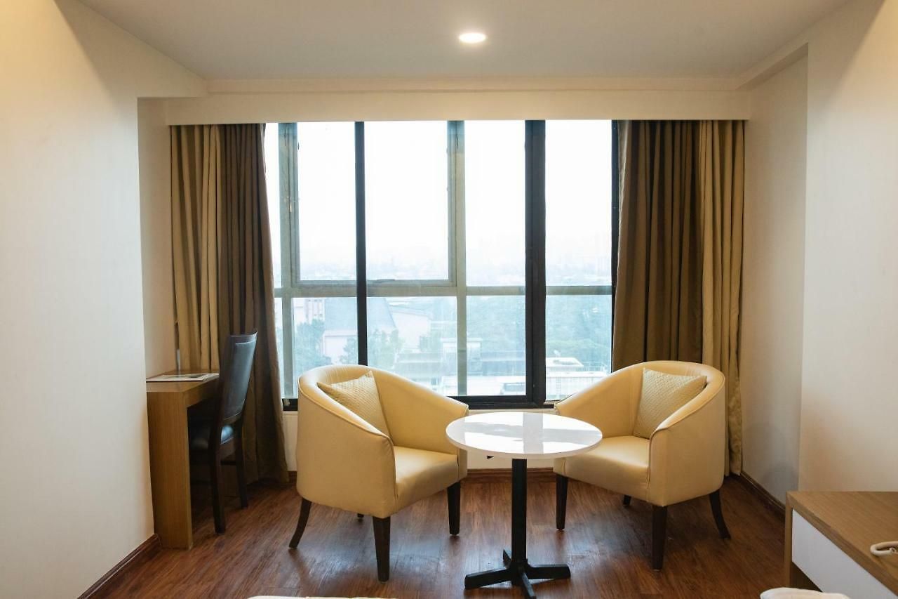 Hotel Grace Galaxy