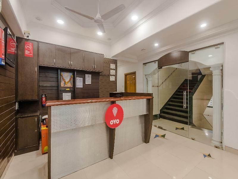 Oyo Flagship 572 Santacruz West 3* Mumbai