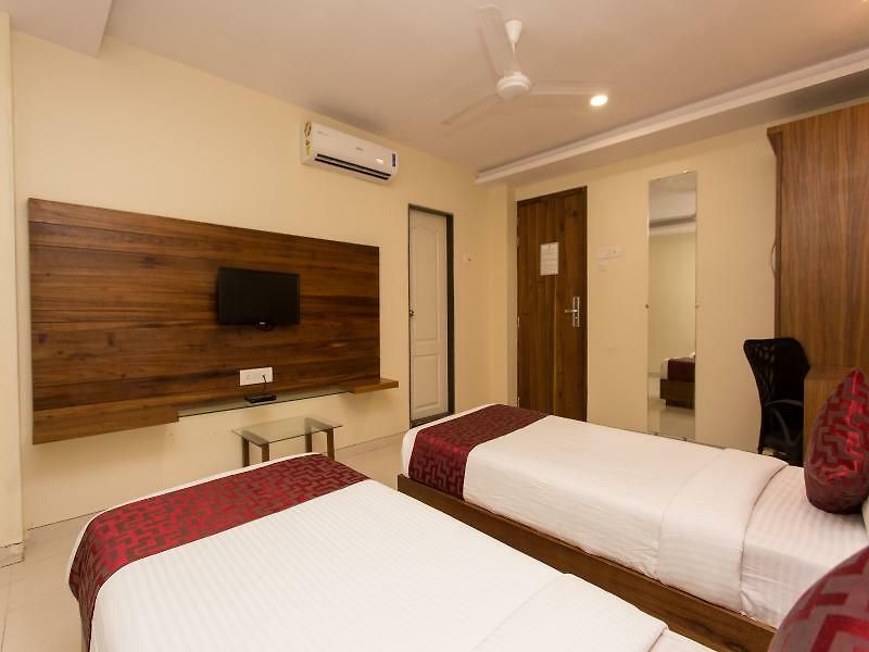 Hotel 8872 Address