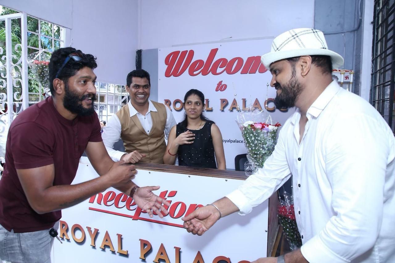 Royal Palace Hostel *
