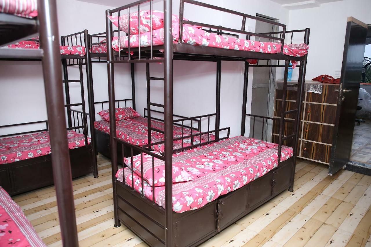 Royal Palace Hostel Mumbai