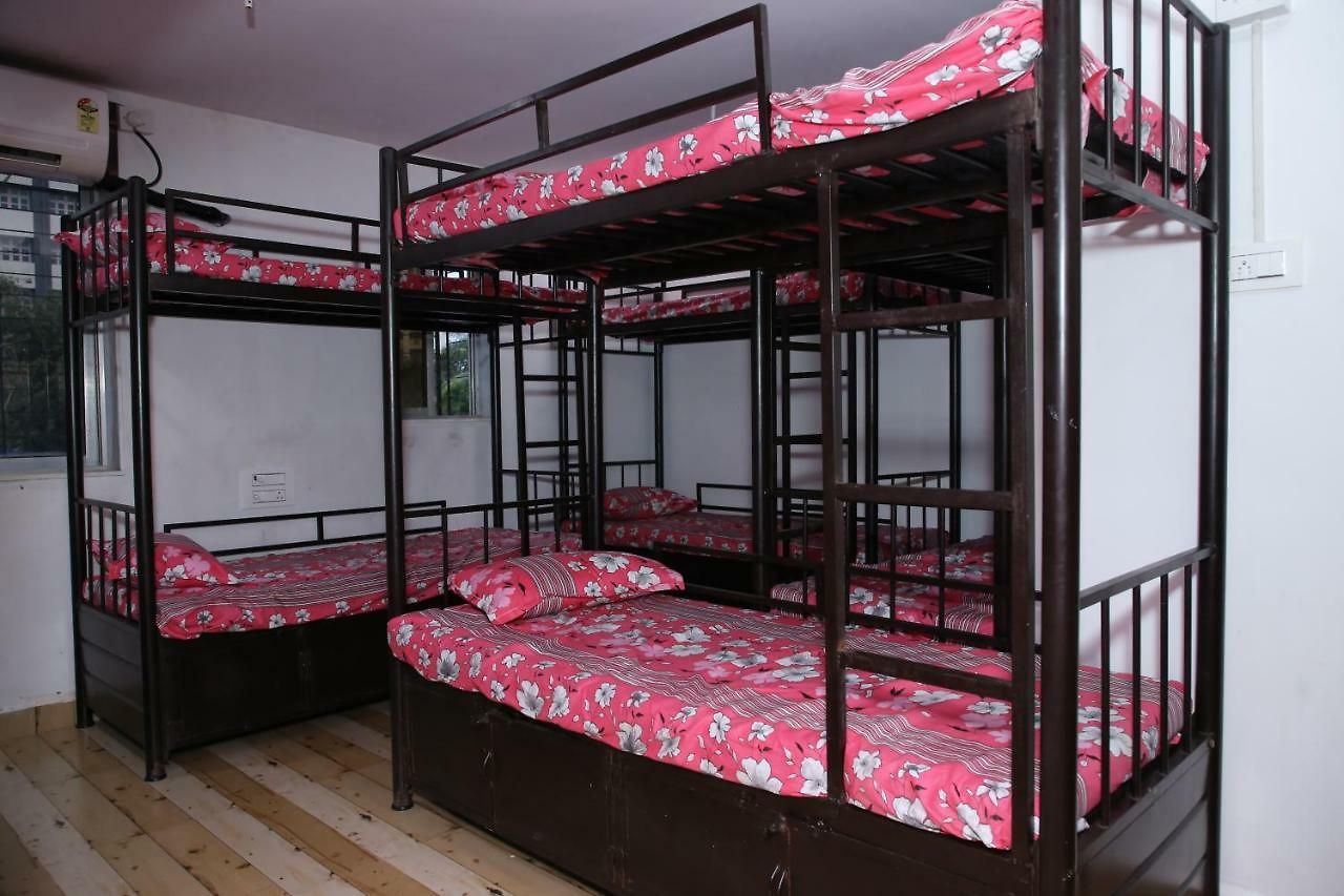 Royal Palace Hostel Mumbai
