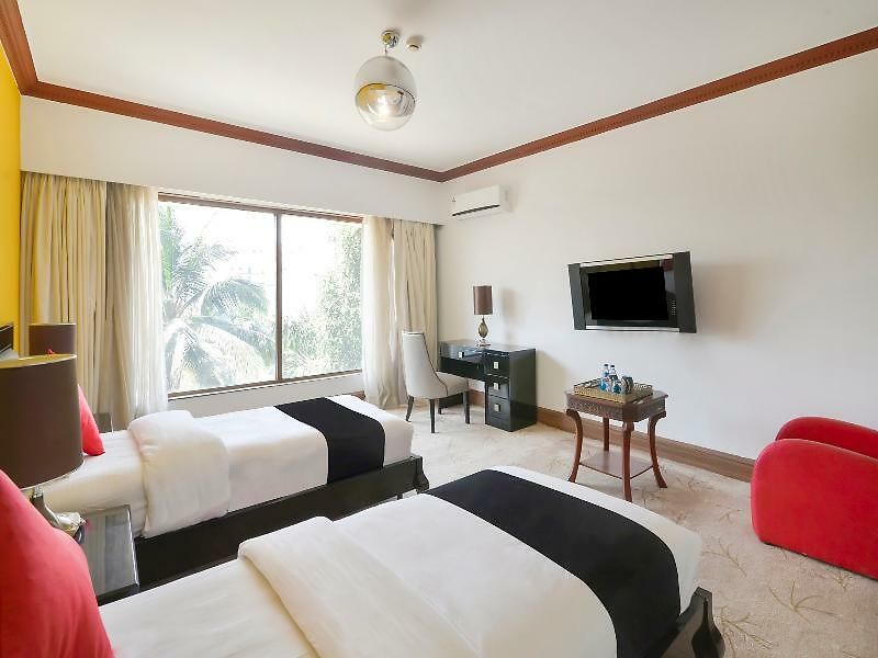 Townhouse Royal Palms 4*