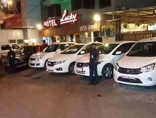 Hotel Hotel Lucky Near Bkc 3*