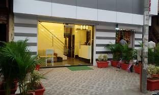 Hotel Avenue - 2*