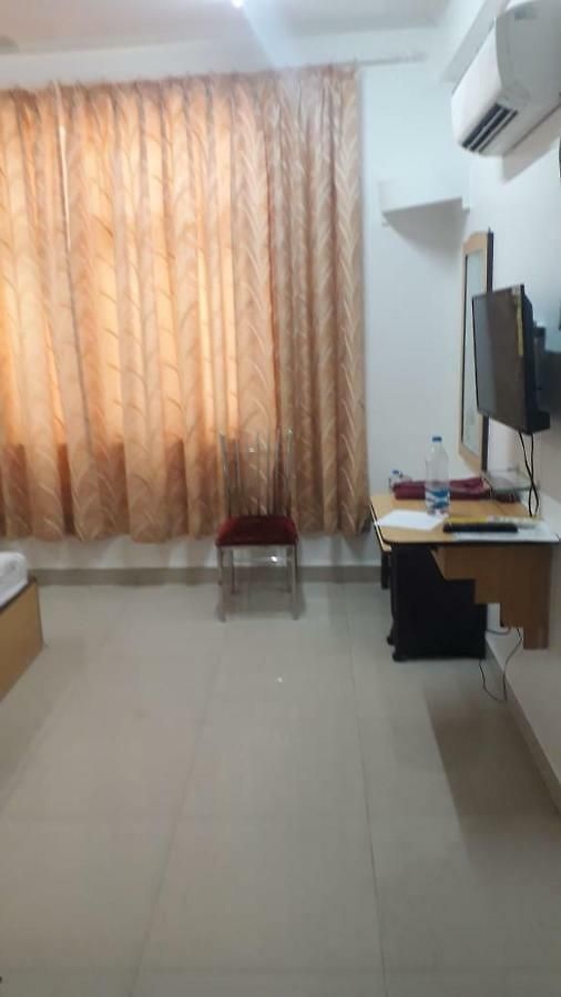 Bed & Breakfast Maangta 136 @ Cst Mumbai