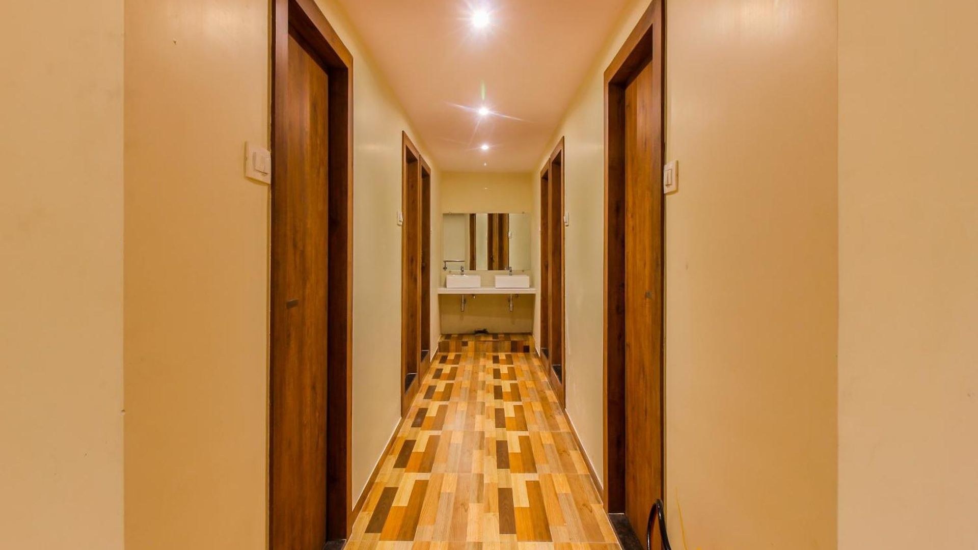 Blossom For Male And Female Hostel Mumbai